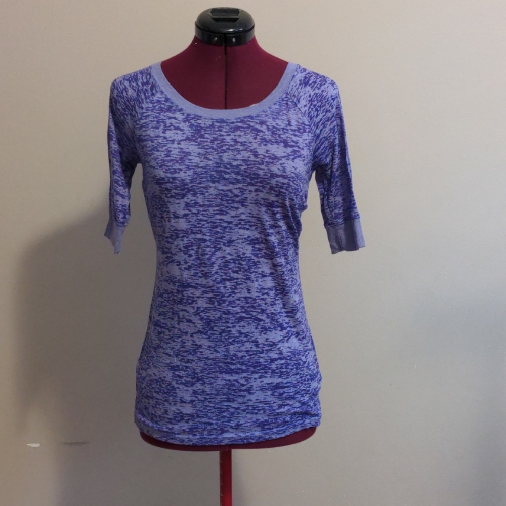 Half sleeved Heather purple tee